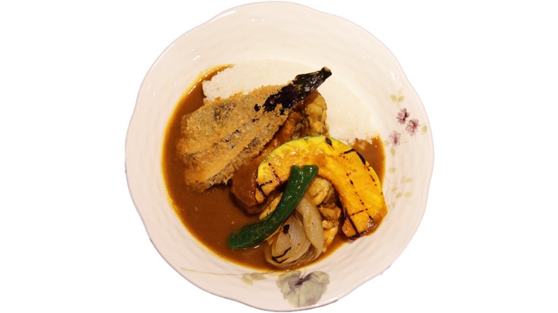 13. ディルフェボー<br>大山鶏と季節野菜の欧風チキンカレー