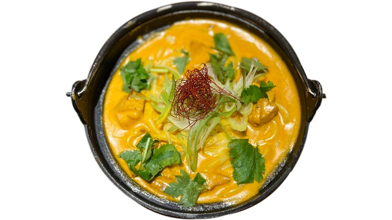 17. ひとり鍋屋そろり<br>3種のチーズのバターチキンカレーうどん