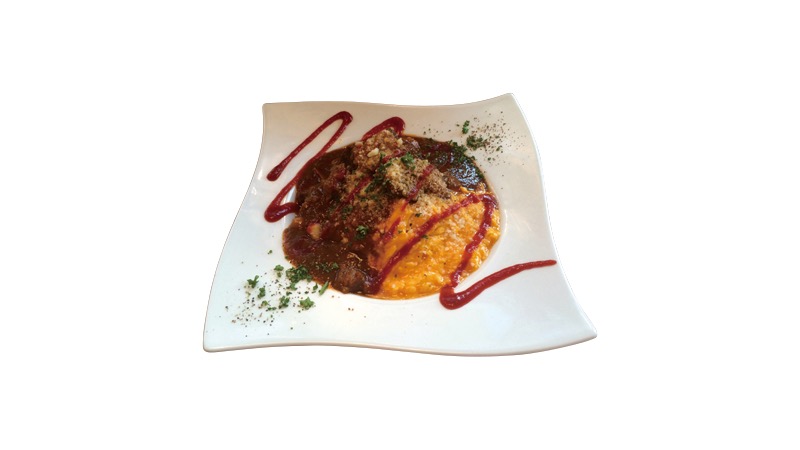 33. RAINBOW CAFE＆WINE DINING 下北沢<br>和牛スジカレーのオムライス